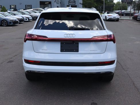 Used 2021 Audi e-tron Premium Plus w/ Premium Plus Package AWD/4WD image 6