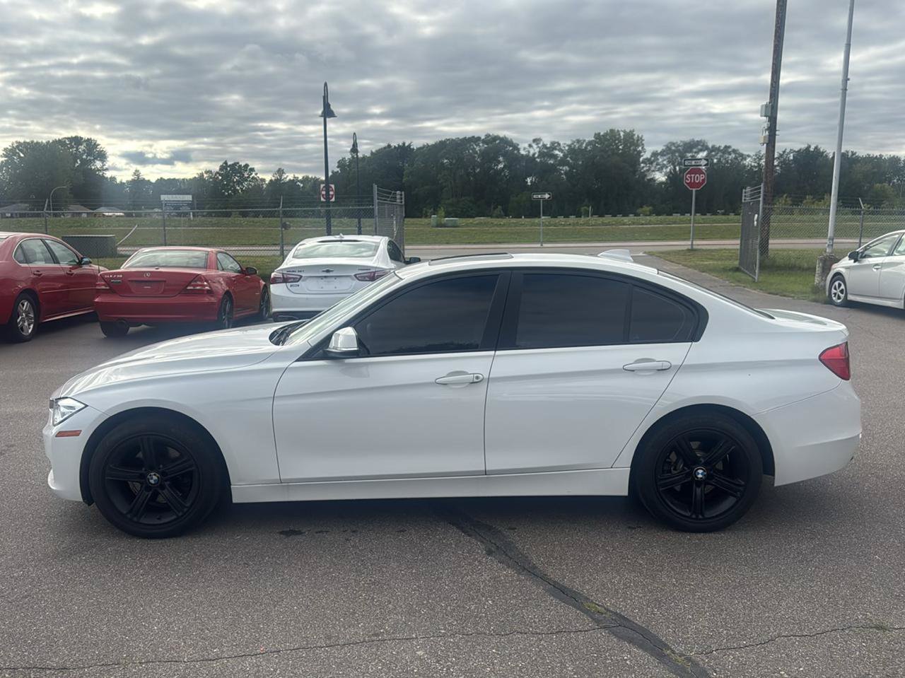 Used 2015 BMW 328i xDrive Sedan AWD/4WD image 8
