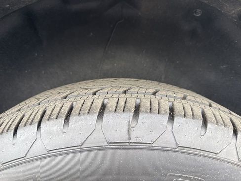 Used 2024 GMC Yukon XL Denali image 35