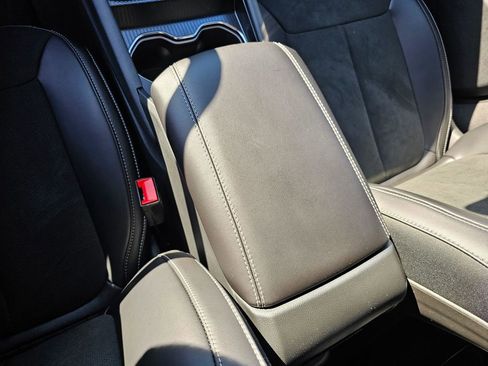New 2025 Jeep Grand Cherokee L Altitude AWD/4WD image 23