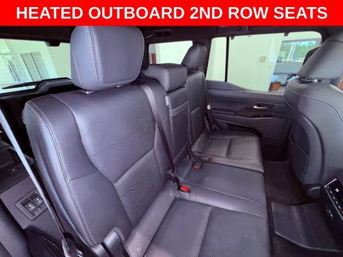 Used 2024 Lexus GX 550 w/ Accessory Package (2T) AWD/4WD image 21