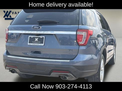 Used 2018 Ford Explorer XLT w/ Equipment Group 202A FWD image 6