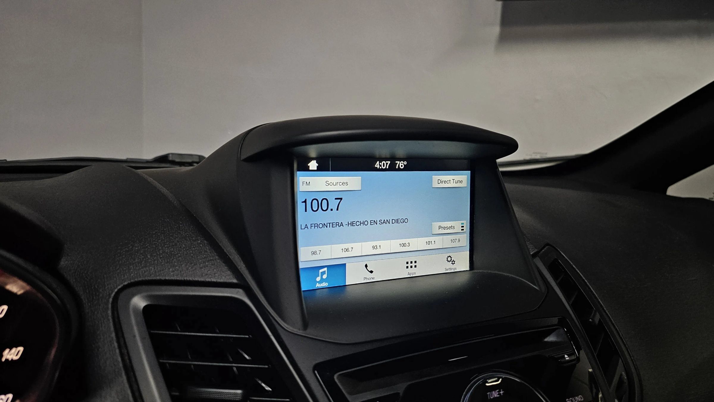 Used 2016 Ford Fiesta ST FWD image 32