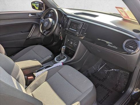 Used 2018 Volkswagen Beetle 2.0T Coast FWD image 20