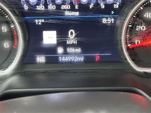 Used 2021 Chevrolet Suburban Premier image 28