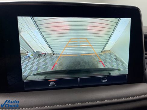 Used 2023 GMC Yukon SLT image 15