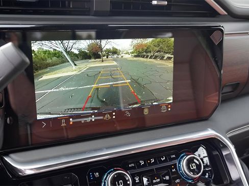 New 2026 GMC Sierra 2500 Denali Ultimate w/ Max Trailering Package image 16