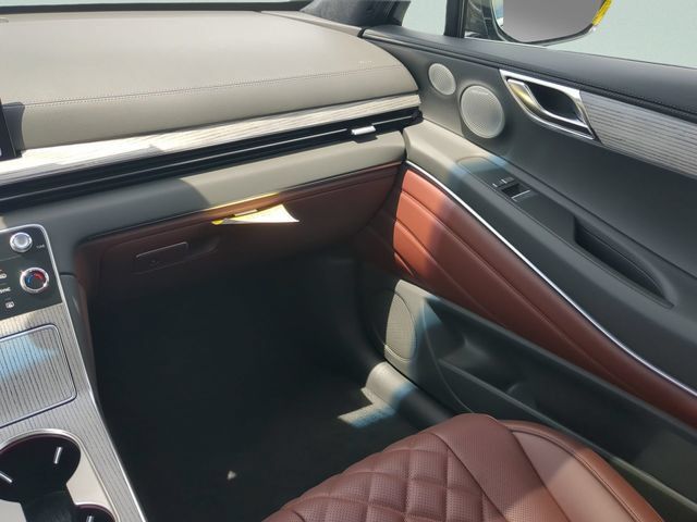 Certified 2026 Genesis GV80 3.5T Prestige AWD/4WD image 15