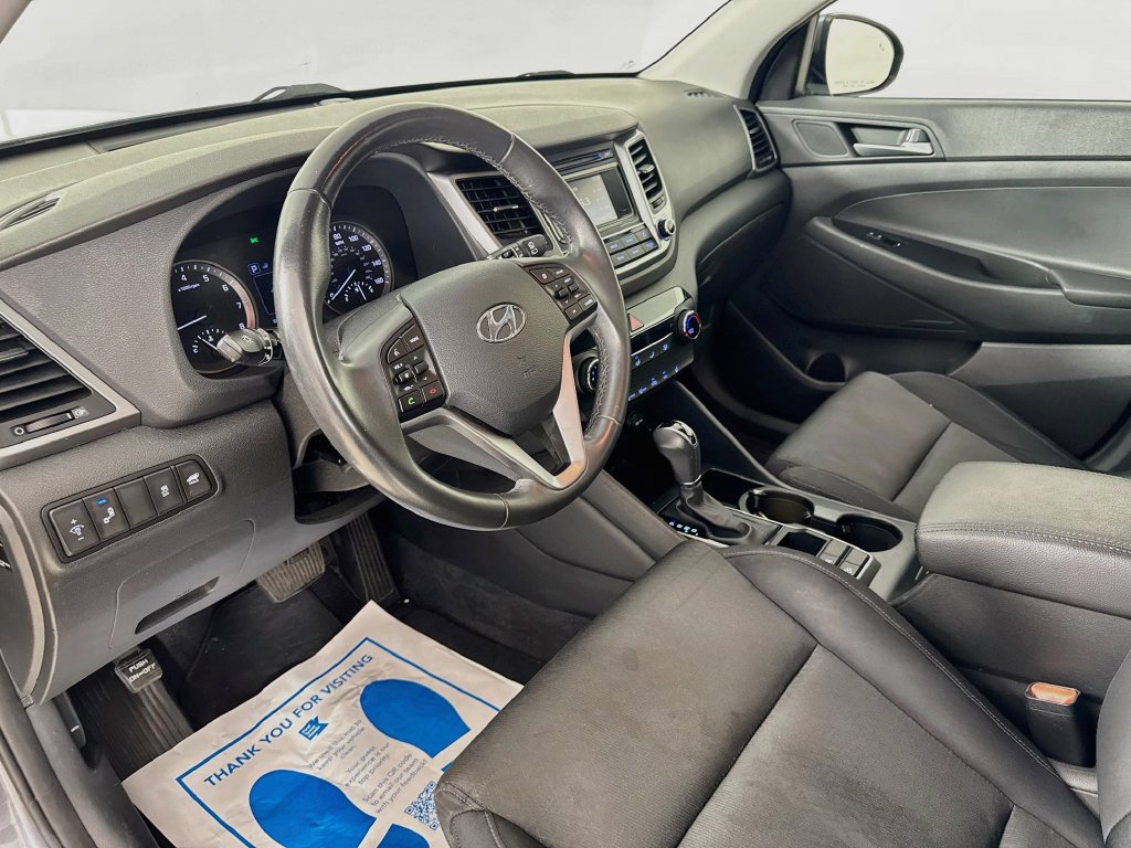 Used 2016 Hyundai Tucson Sport FWD image 11