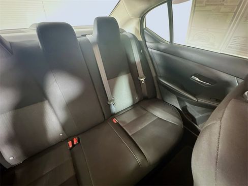 Used 2023 Nissan Sentra SV image 14