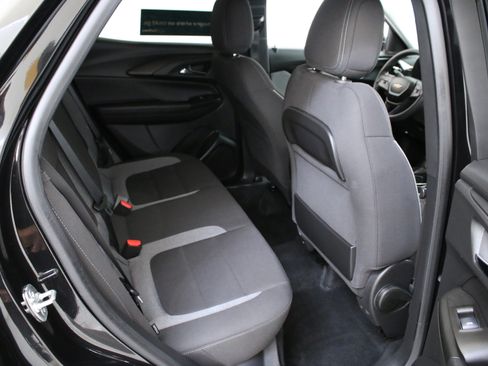 Certified 2025 Chevrolet TrailBlazer LT AWD/4WD image 25