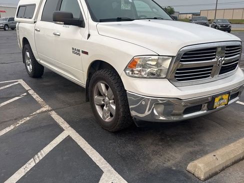 Used 2018 RAM 1500 Big Horn AWD/4WD image 3
