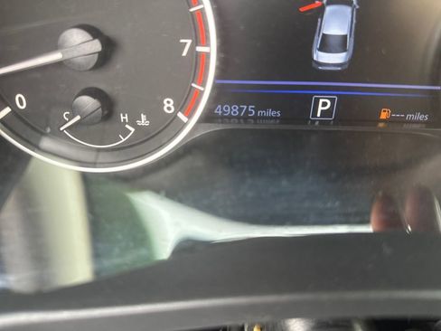 Used 2024 Nissan Altima 2.5 SV image 12