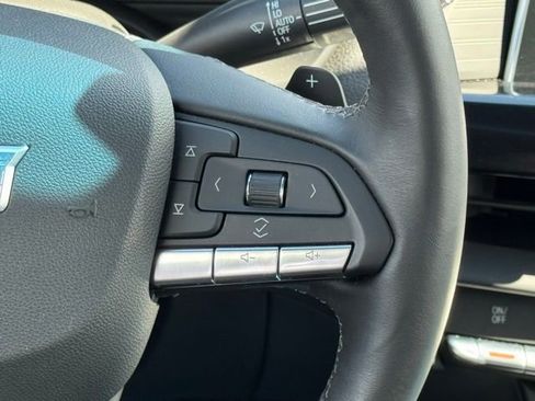 Certified 2025 Cadillac CT4 Premium Luxury image 27