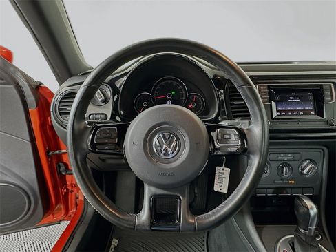 Certified 2019 Volkswagen Beetle 2.0T S image 18