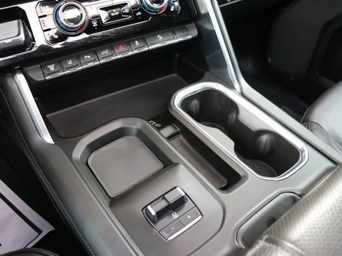 Used 2024 GMC Sierra 2500 Denali w/ Denali Reserve Package image 28