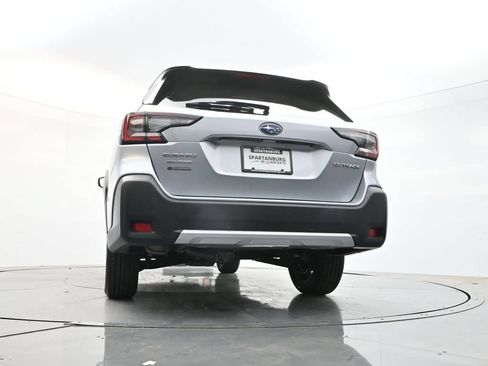 Used 2024 Subaru Outback Limited AWD/4WD image 39