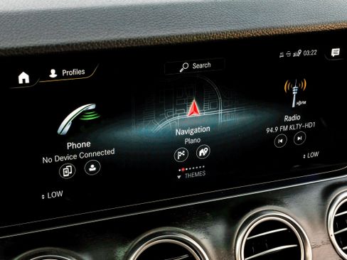 Used 2022 Mercedes-Benz E 350 Sedan image 30