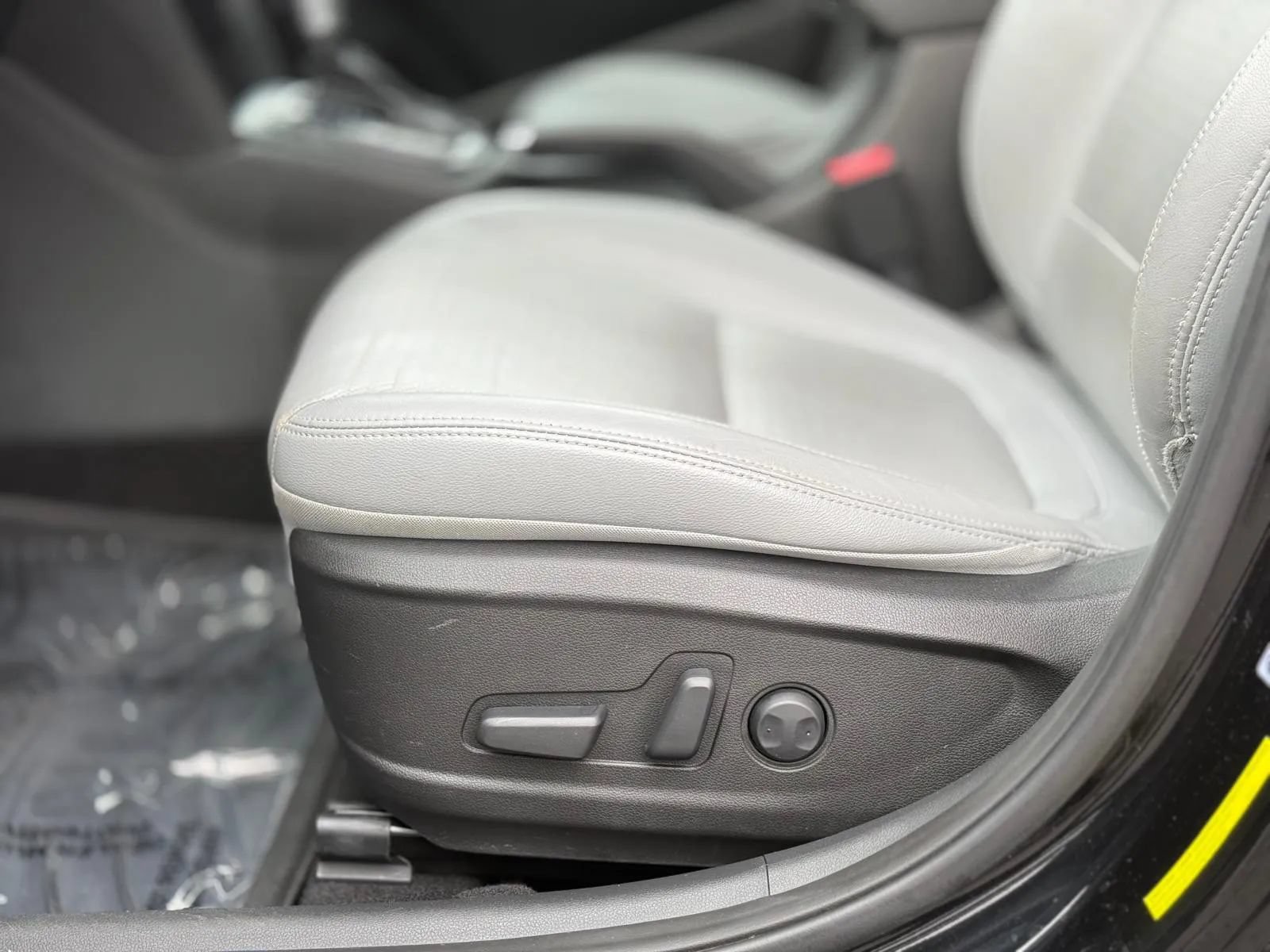 Used 2019 Hyundai Kona Limited AWD/4WD image 8
