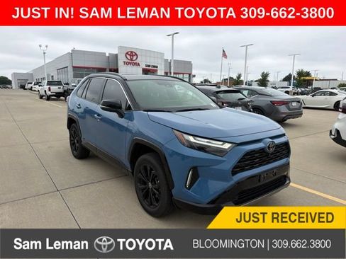 Used 2025 Toyota RAV4 XSE w/ Advanced Technology Package AWD/4WD image 1