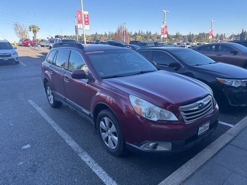 Used 2011 Subaru Outback 2.5i Premium image 5