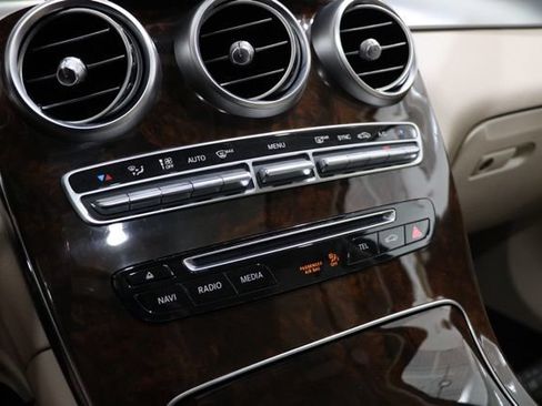 Used 2019 Mercedes-Benz GLC 300 4MATIC Coupe image 26