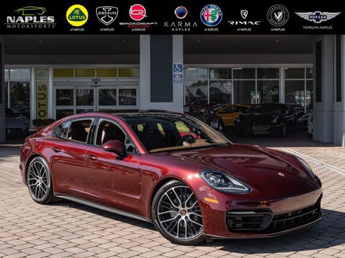 Used 2023 Porsche Panamera 4 image 1