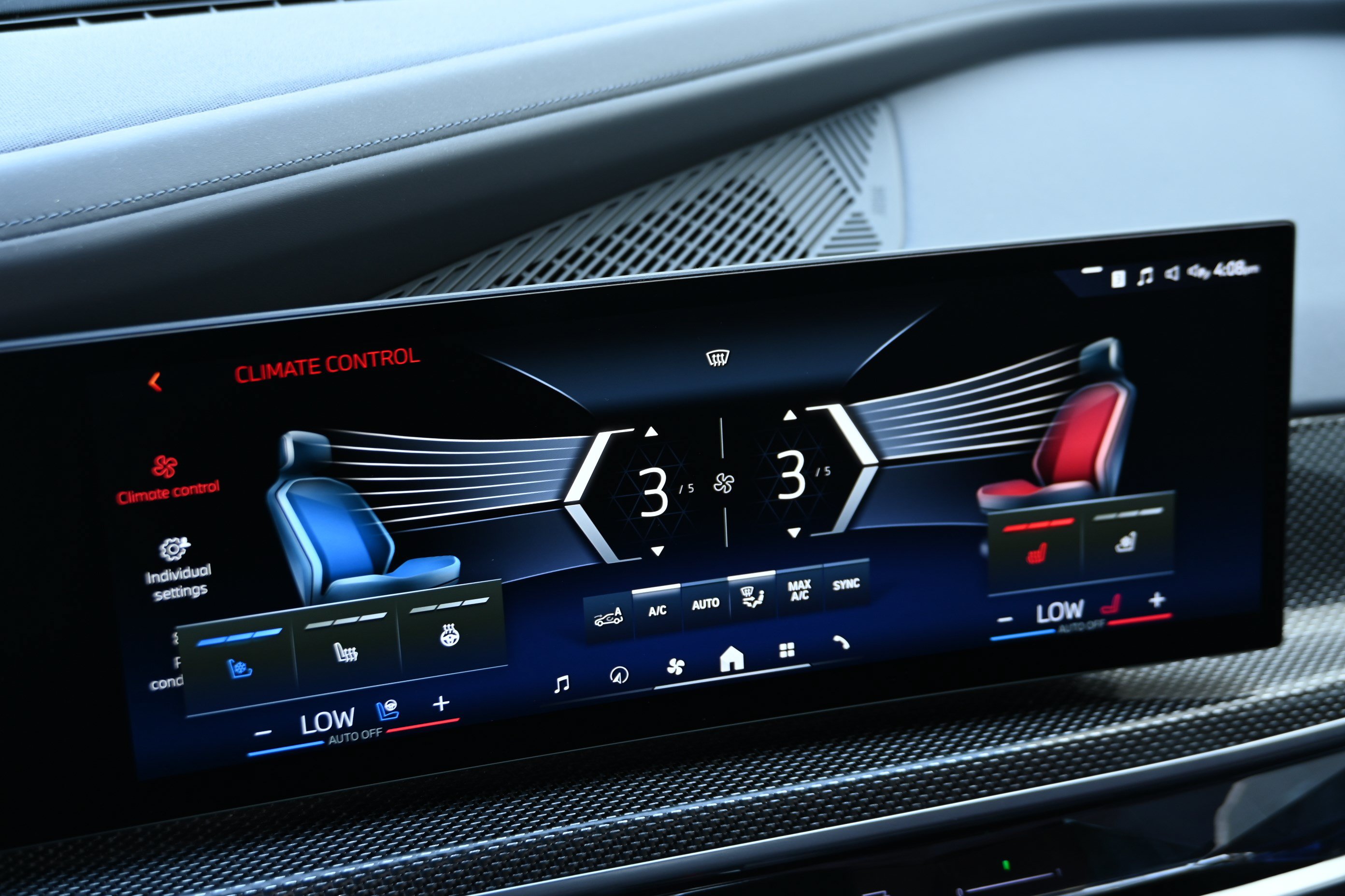 Certified 2023 BMW i7 xDrive60 AWD/4WD image 19