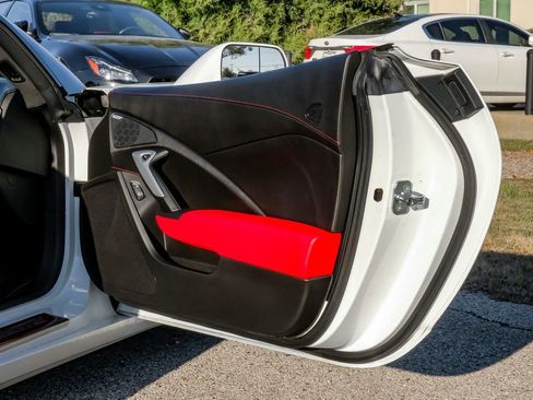 Used 2016 Chevrolet Corvette Stingray Convertible w/ 2LT Preferred Equipment Group image 49