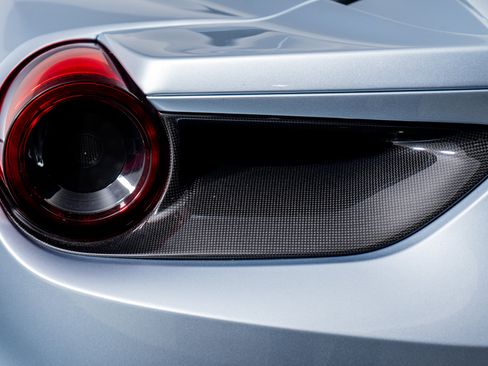 Used 2019 Ferrari 488 Spider image 12