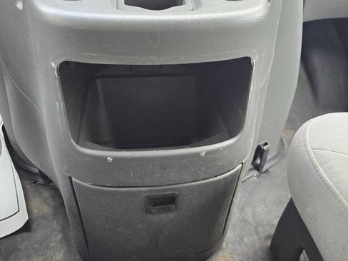 Used 2006 Ford E-150 and Econoline 150 image 24