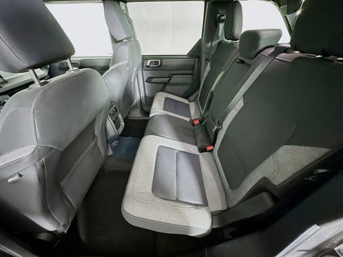 Used 2025 Ford Bronco Big Bend image 29