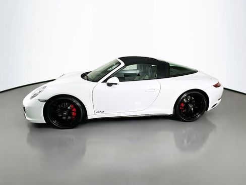 Certified 2019 Porsche 911 Targa 4 GTS image 2
