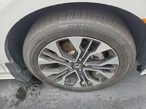 Used 2025 Honda Odyssey Elite image 9