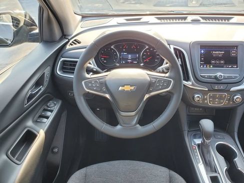 Certified 2024 Chevrolet Equinox LT FWD image 17