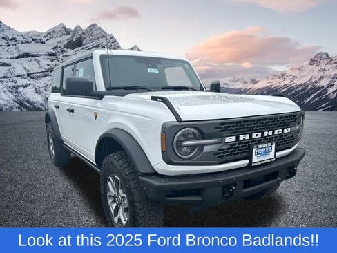 New 2025 Ford Bronco Badlands image 1