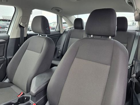 Used 2019 Volkswagen Jetta S image 22