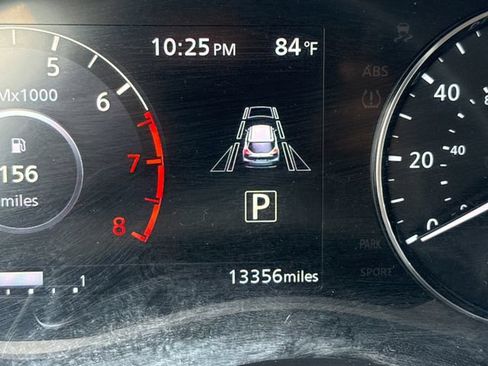 Used 2024 Nissan Kicks SR FWD image 16