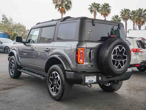 Used 2024 Ford Bronco Outer Banks AWD/4WD image 5