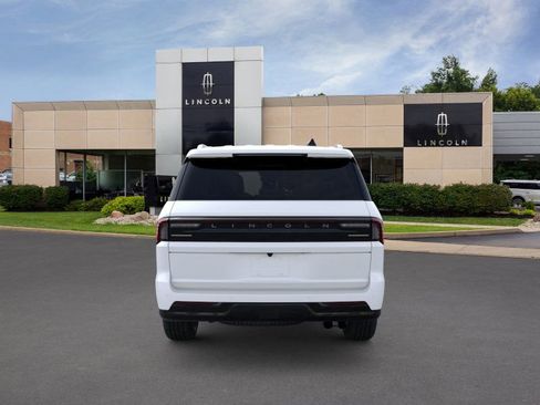 New 2026 Lincoln Navigator Black Label image 6