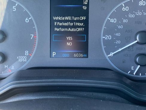 Used 2025 Toyota Corolla SE image 31