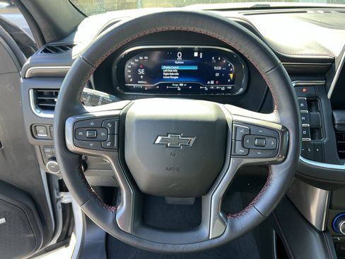 Used 2022 Chevrolet Tahoe RST w/ Luxury Package AWD/4WD image 19