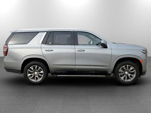 Used 2024 Chevrolet Tahoe LT w/ Luxury Package AWD/4WD image 5