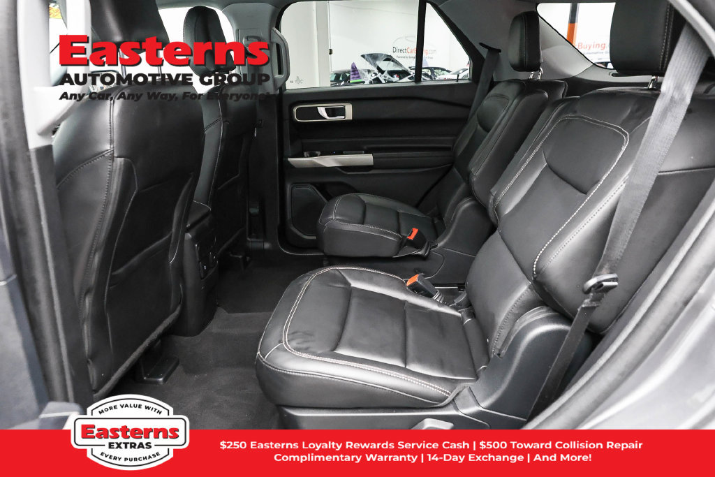 Used 2023 Ford Explorer XLT w/ Equipment Group 202A AWD/4WD image 22