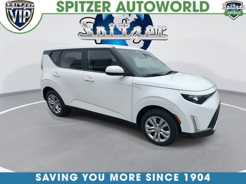 Certified 2023 Kia Soul LX FWD image 10