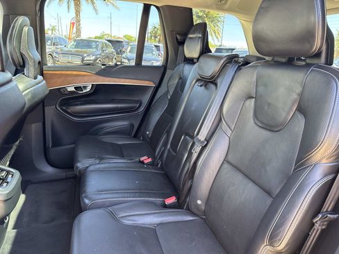 Used 2016 Volvo XC90 T6 Inscription w/ Vision Package image 16