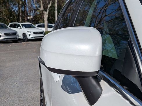 Certified 2023 Volvo XC60 B5 Ultimate image 11