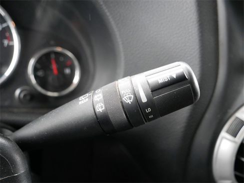 Used 2014 Jeep Wrangler Unlimited Rubicon w/ Dual Top Group image 33