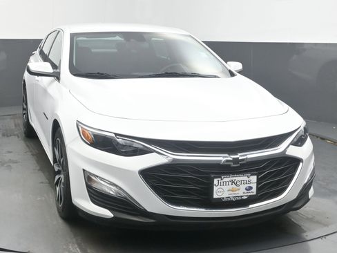 Used 2024 Chevrolet Malibu RS image 3