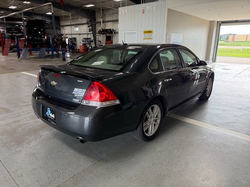 Used 2015 Chevrolet Impala LTZ FWD image 7